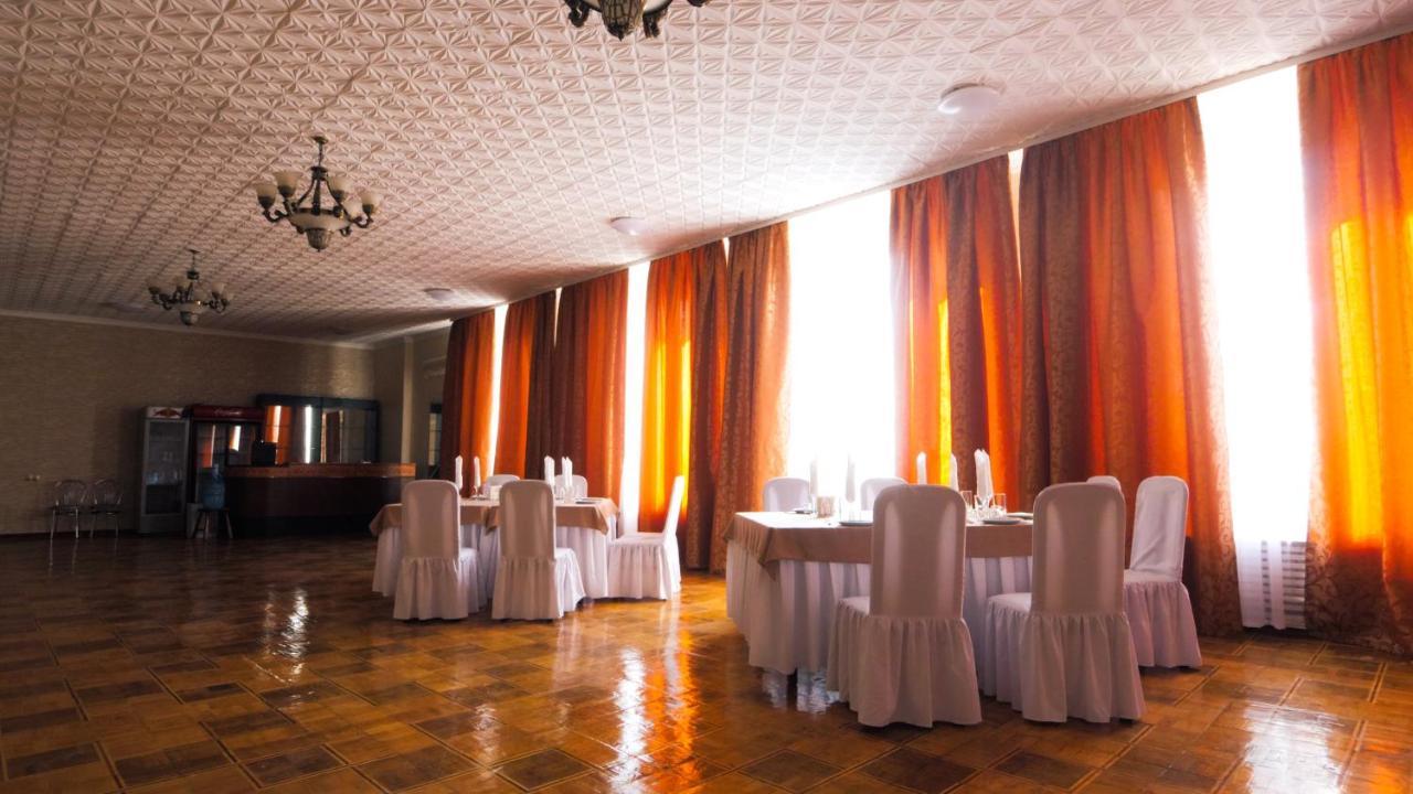 Pectoral On Khortytsia Hotel Zaporizhia Exterior foto