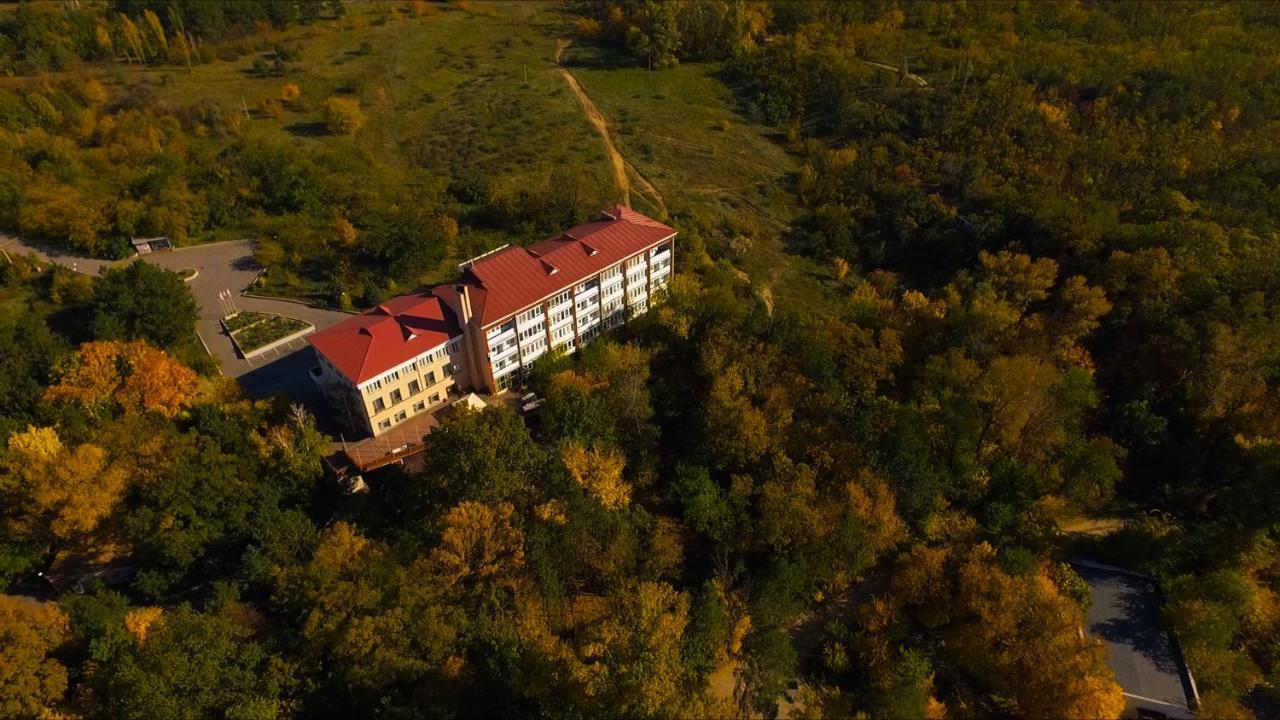 Pectoral On Khortytsia Hotel Zaporizhia Exterior foto